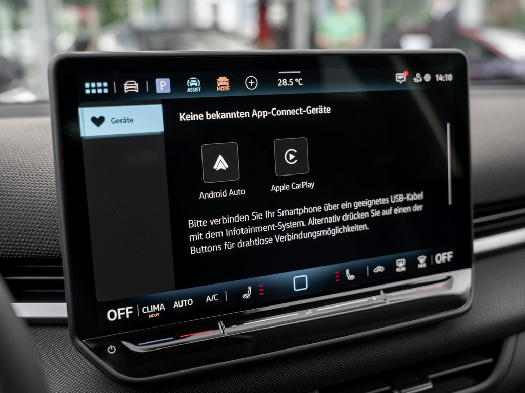 Bild 19 - T-Roc Life 1.5 l eTSI DSG AHK Kam. Navi ACC
