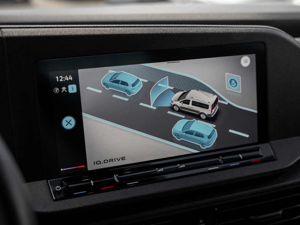 Bild 19 - Caddy Maxi 2.0TDI DSG + LED + NAVI + STANDH + ACC + PLA + GJR
