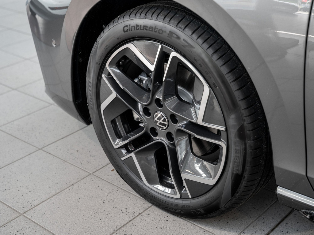 Bild 6 - Passat R-Line 2.0 l TDI DSG Pano R-Line IQLight