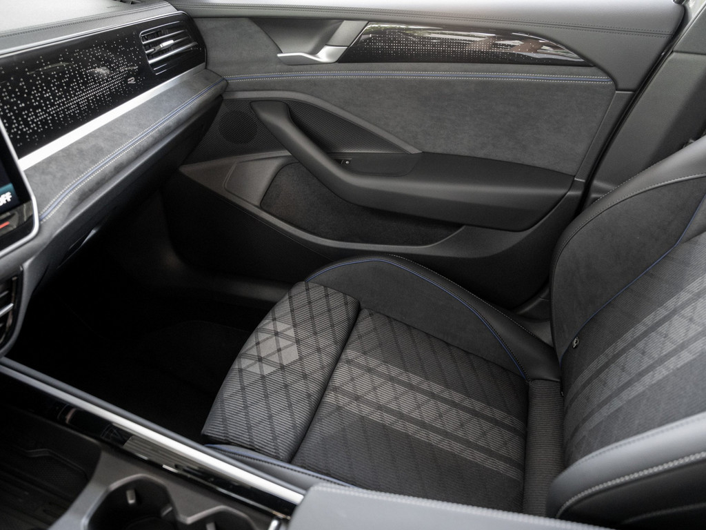 Bild 24 - Passat R-Line 2.0 l TDI DSG Pano R-Line IQLight