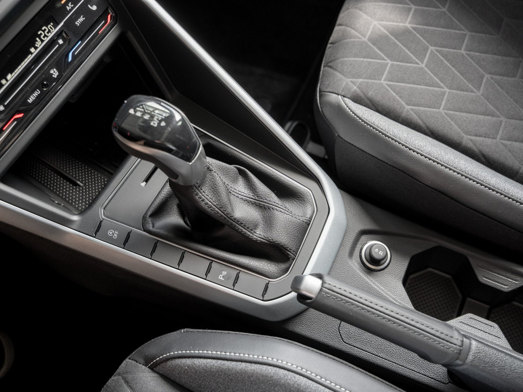 Bild 21 - Taigo Life 1.0 l TSI DSG NaviPro AHK Kam. Navi