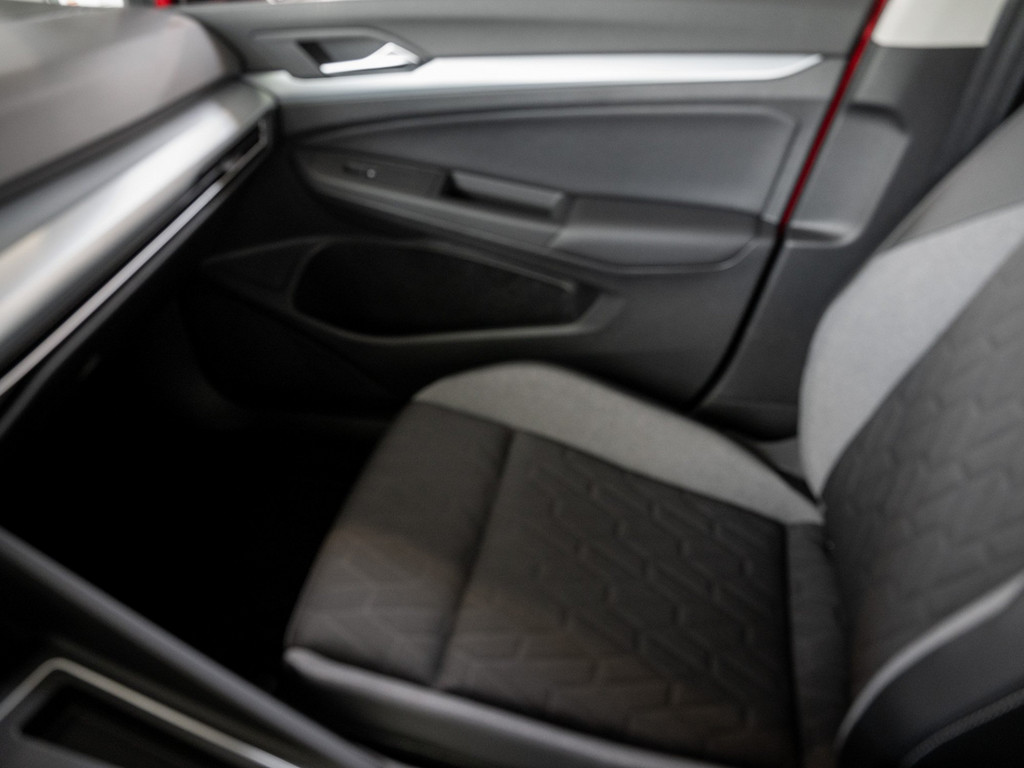 Bild 18 - Golf Life 1.5 l eTSI DSG AHK Kam. Navi ACC