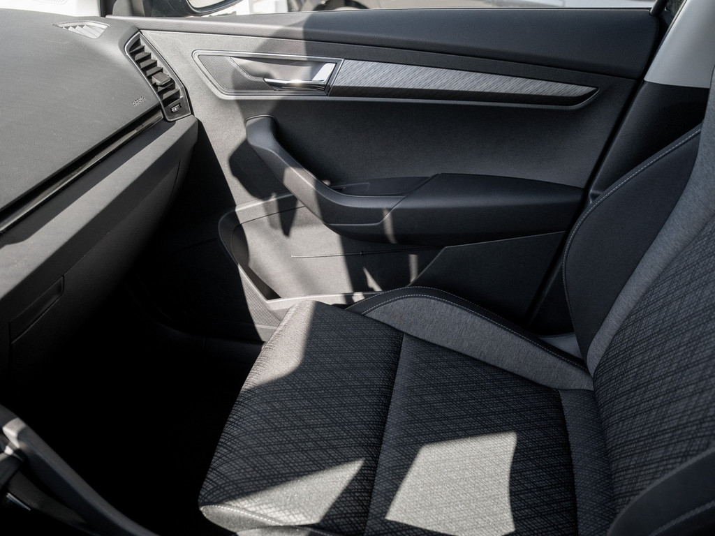 Bild 23 - KAROQ STYLE 1.5 TSI DSG AHK Kam. Navi Virtual LM