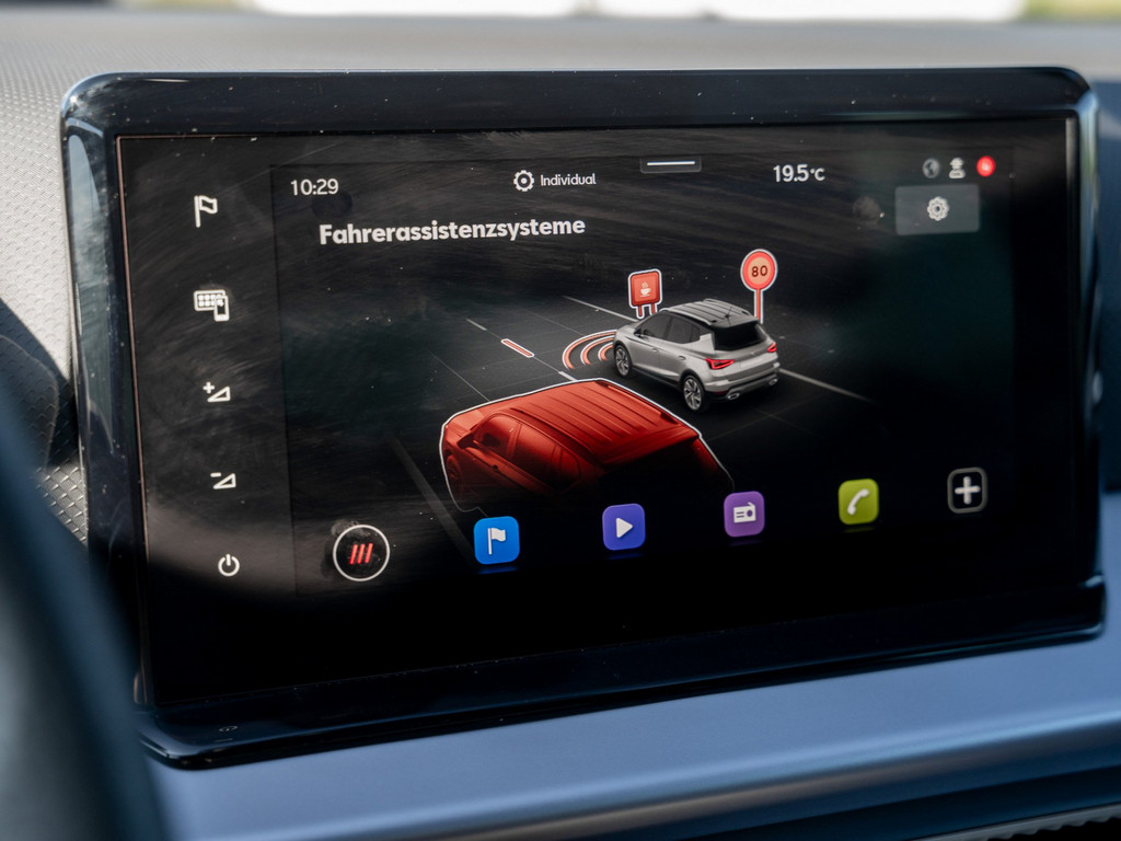 Bild 15 - ARONA FR 1.0 TSI DSG Kam. Navi Virtual ACC LED