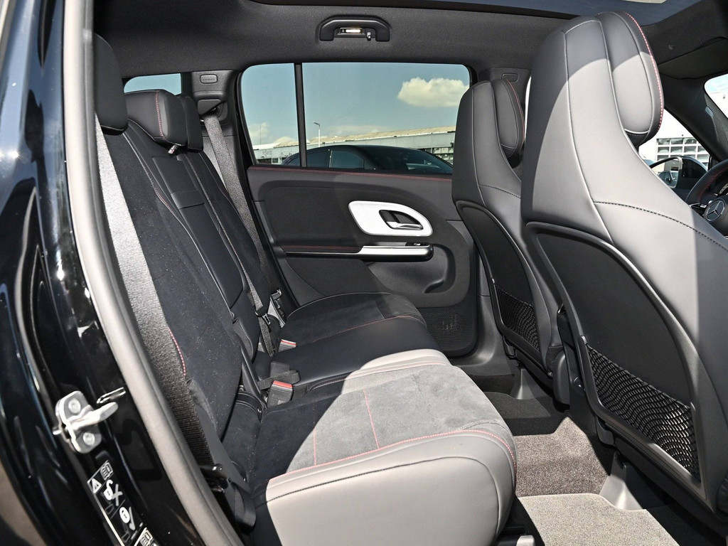 Bild 5 - GLB 200 AMG Line