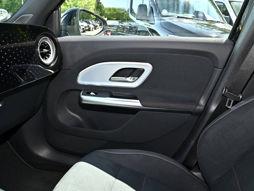Bild 14 - GLB 200 AMG Line