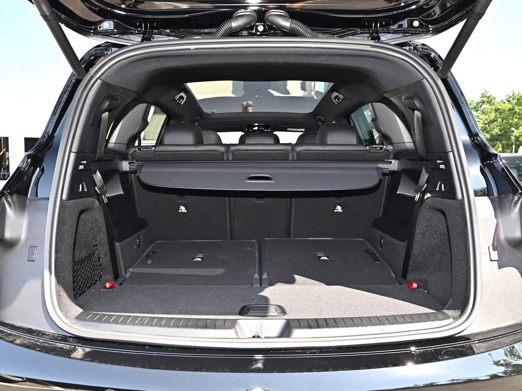 Bild 27 - GLB 200 AMG Line