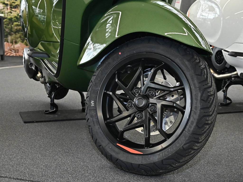 Bild 5 - Sprint S 125 RST E5 +