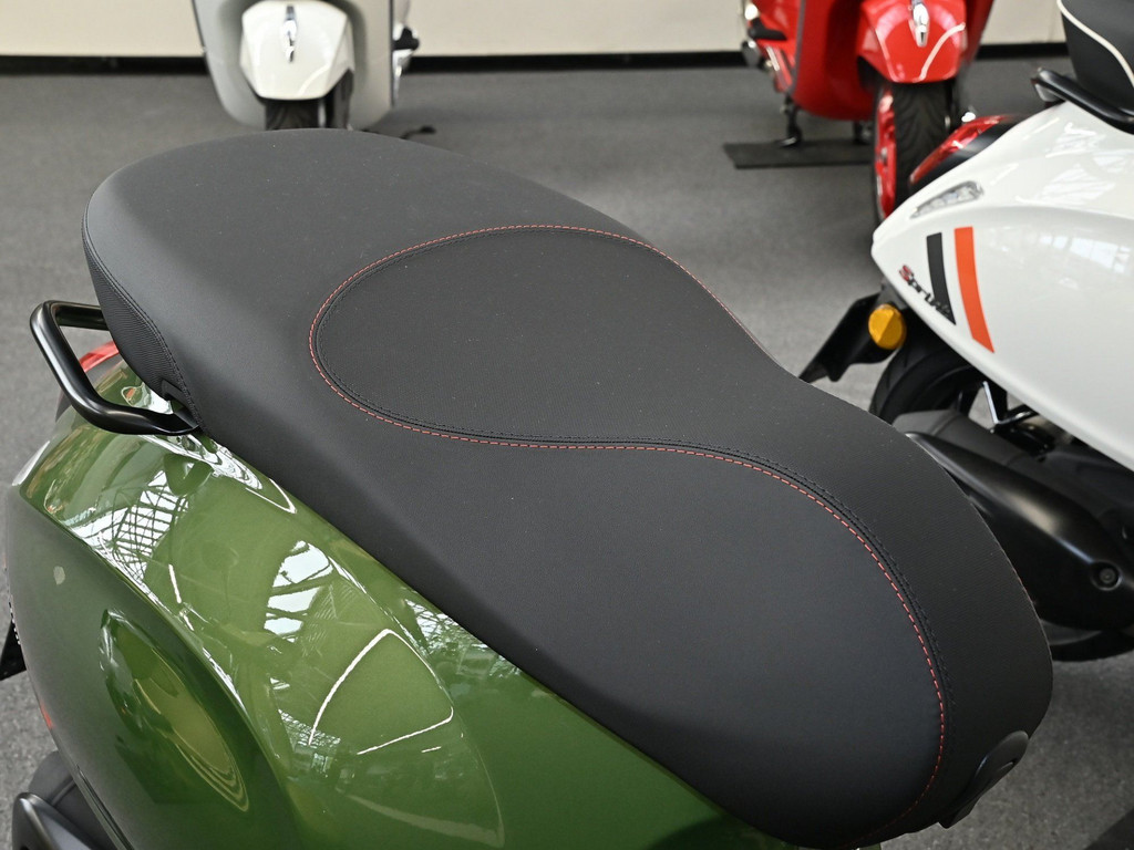 Bild 6 - Sprint S 125 RST E5 +