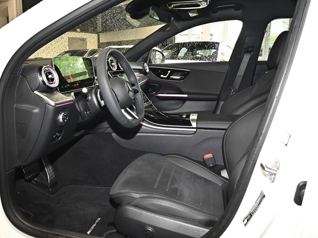 Bild 10 - C 180 T-Modell AMG Line