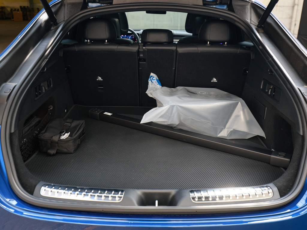 Bild 28 - GLC 400 e 4M Coupé AMG Sport Premium +