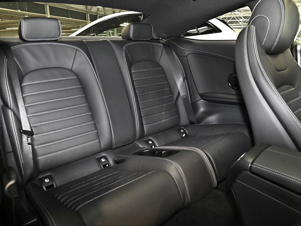 Bild 32 - C 300 Coupé AMG Sport