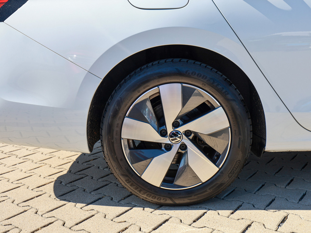 Bild 8 - Passat Variant Business 1,5 l eTSI DSG