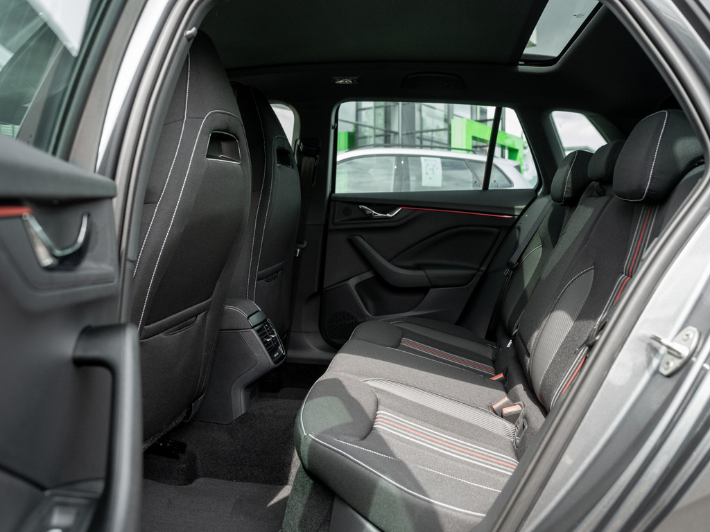 Bild 10 - Kamiq Monte Carlo 1.5 TSI DSG Pano AHK Navi ACC