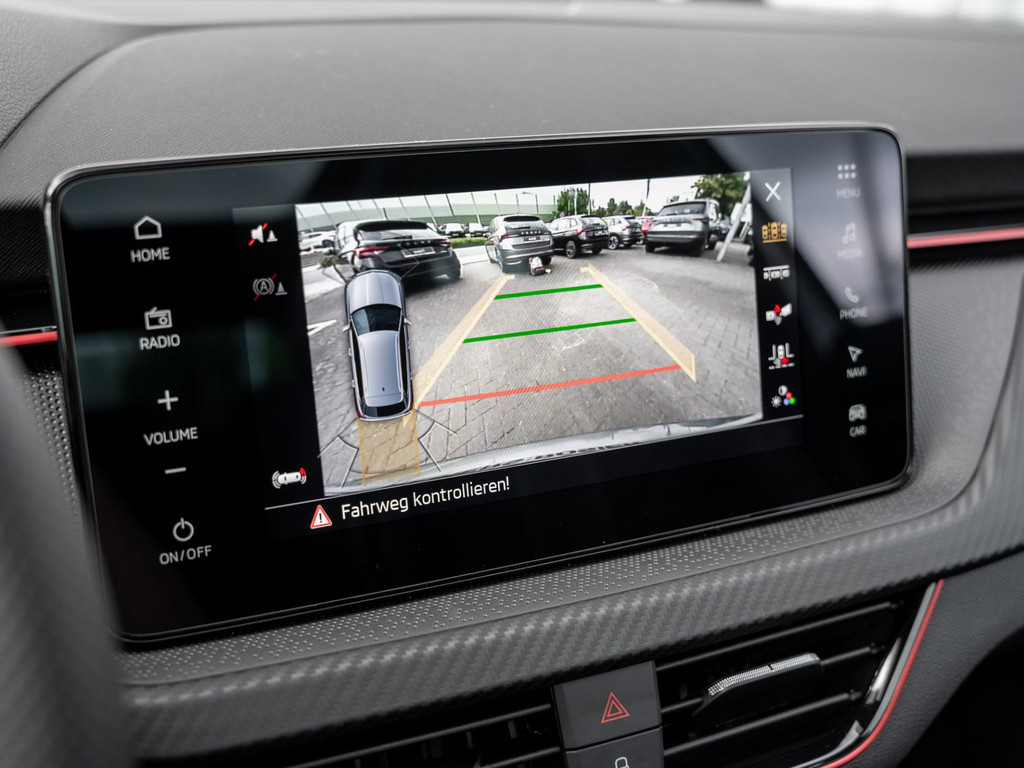 Bild 17 - Kamiq Monte Carlo 1.5 TSI DSG Pano AHK Navi ACC