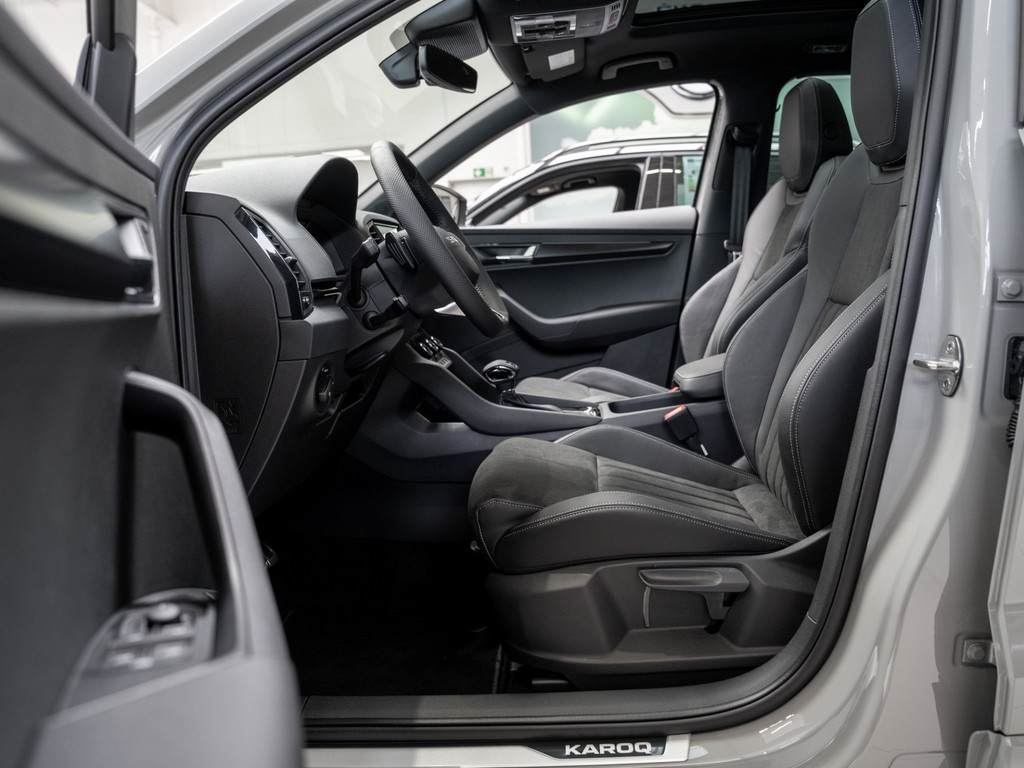 Bild 9 - Karoq Spotline 2.0 TSI DSG 4x4 DCC AHK Kam. Navi