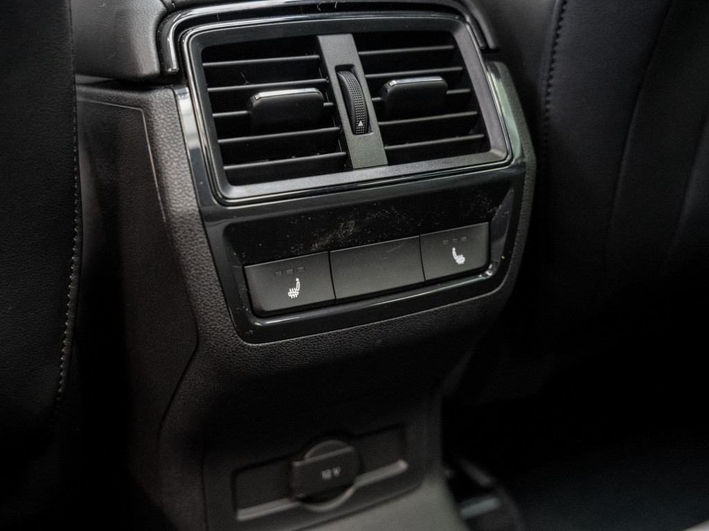 Bild 11 - Karoq Spotline 2.0 TSI DSG 4x4 DCC AHK Kam. Navi
