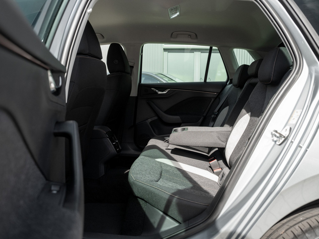 Bild 10 - Kamiq Selection 1.0 TSI DSG AHK Kam. Navi Virtual