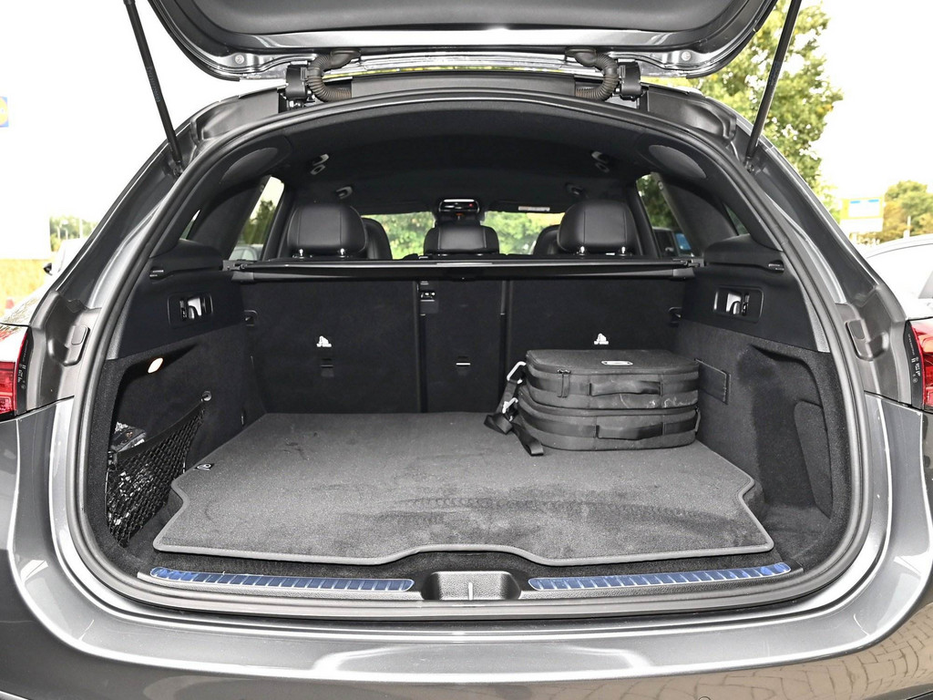 Bild 31 - GLC 300 de 4M AMG Sport Premium