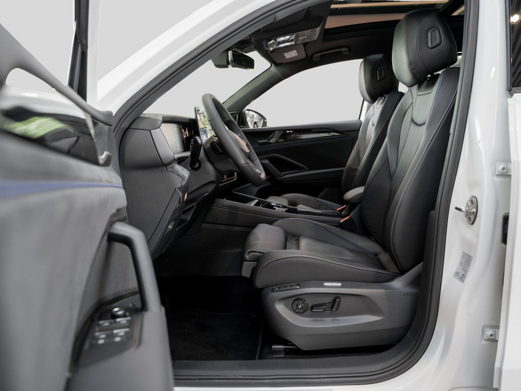 Bild 9 - Tayron R-Line 2.0 l TDI 4MOTION DSG DCC Pano AHK