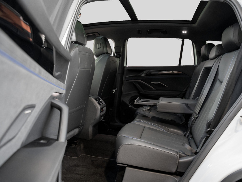 Bild 10 - Tayron R-Line 2.0 l TDI 4MOTION DSG DCC Pano AHK