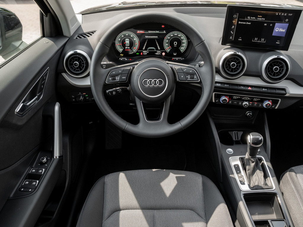 Bild 12 - Q2 S line S line 35 TFSI 110150 S tronic Kam.