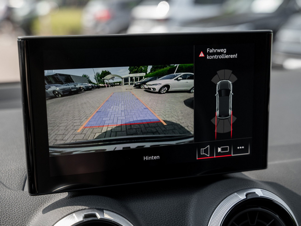 Bild 14 - Q2 S line S line 35 TFSI 110150 S tronic Kam.