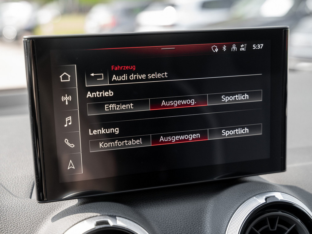 Bild 16 - Q2 S line S line 35 TFSI 110150 S tronic Kam.