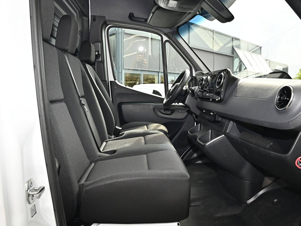 Bild 5 - Sprinter 319 CDI Kasten PRO L2H2 4x4