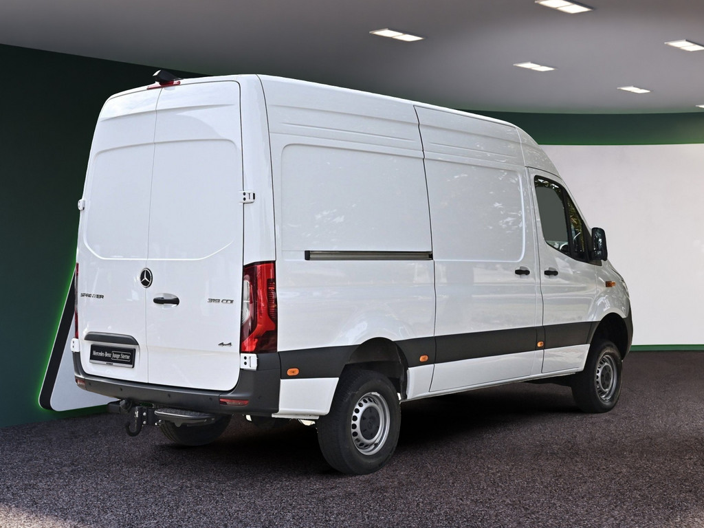 Bild 8 - Sprinter 319 CDI Kasten PRO L2H2 4x4
