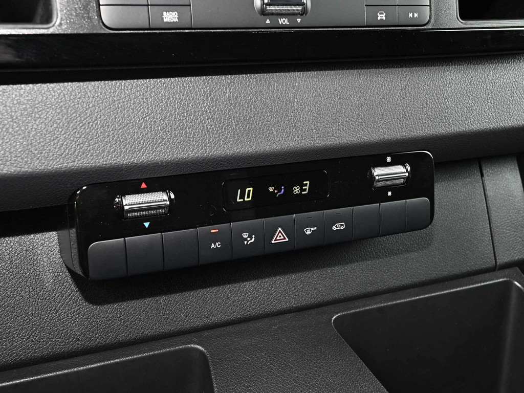 Bild 15 - Sprinter 319 CDI Kasten PRO L2H2 4x4