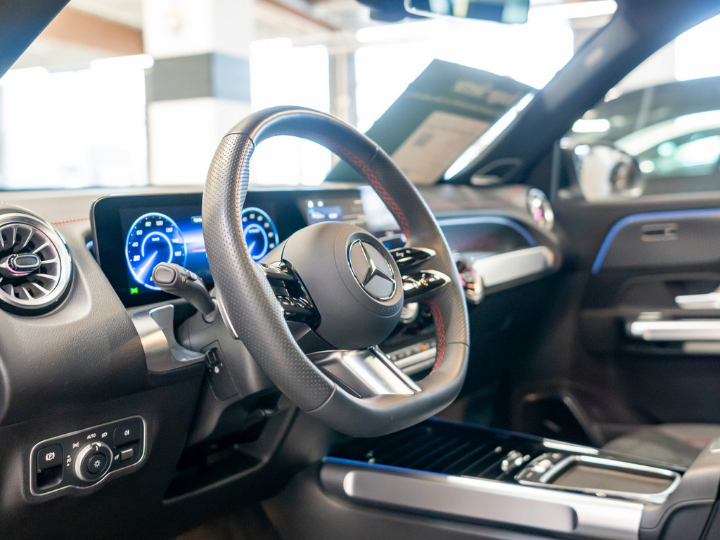 Bild 27 - EQB 300 4M AMG Sport Advanced +