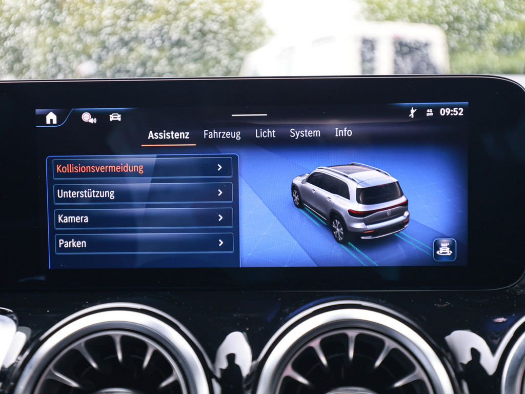 Bild 15 - EQB 300 4M AMG Sport Advanced +