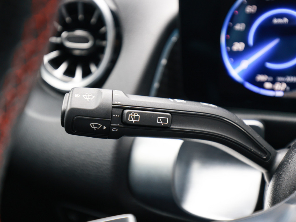 Bild 29 - EQB 300 4M AMG Sport Advanced +