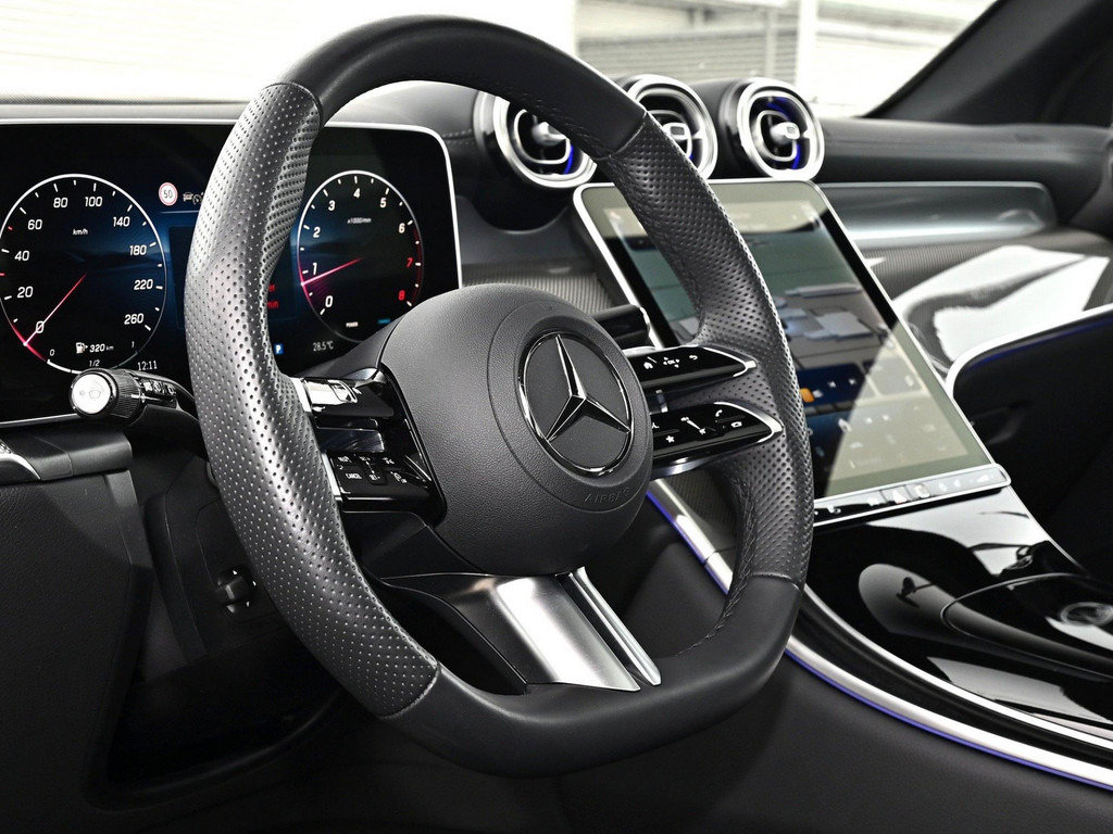 Bild 29 - GLC 200 4M AMG Sport Advanced +