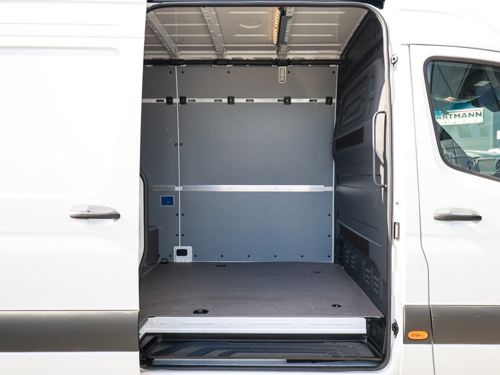 Bild 5 - Sprinter 319 CDI Kasten PRO L2H2 4x4