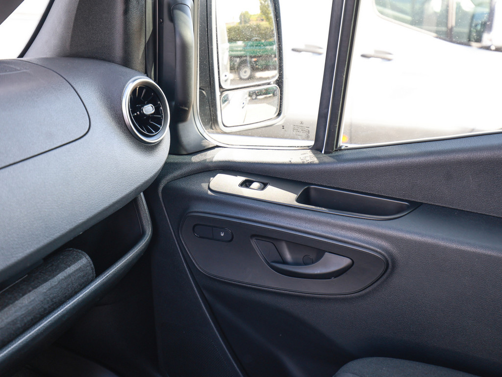 Bild 15 - Sprinter 319 CDI Kasten PRO L2H2 4x4
