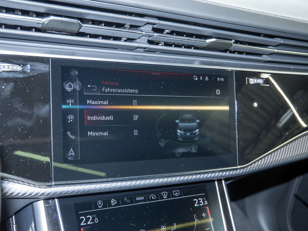 Bild 11 - RS Q8 performance