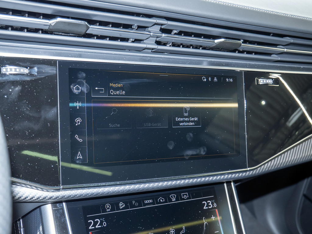 Bild 12 - RS Q8 performance