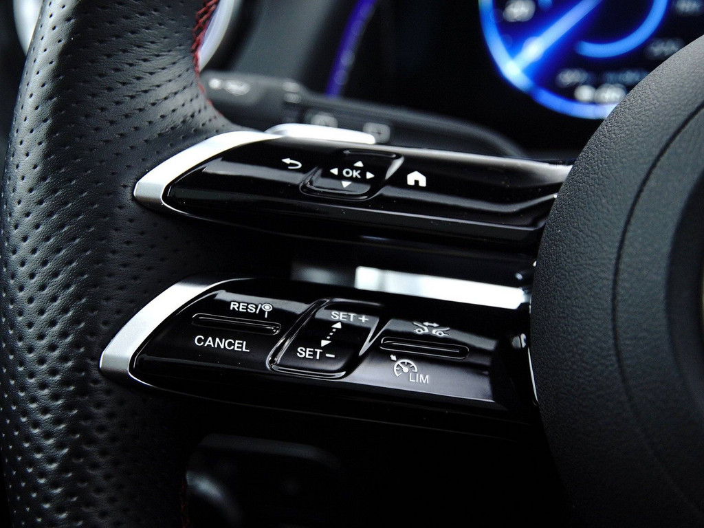 Bild 20 - EQB 250 + AMG Sport Advanced +