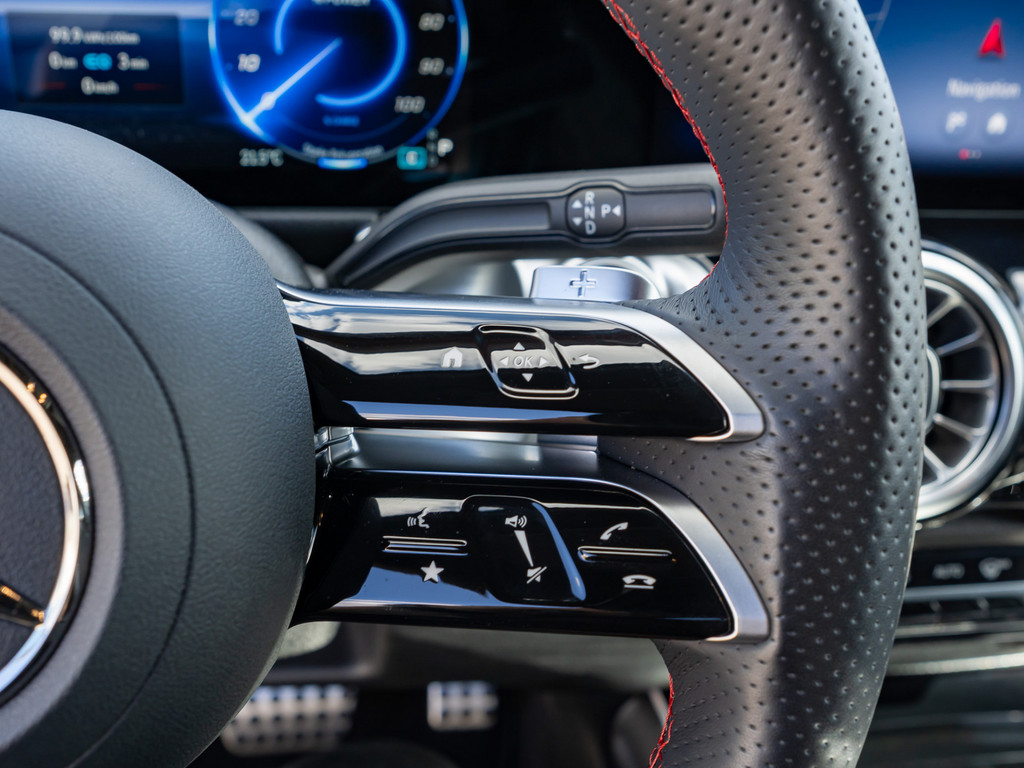 Bild 18 - EQB 300 4M AMG Sport Advanced