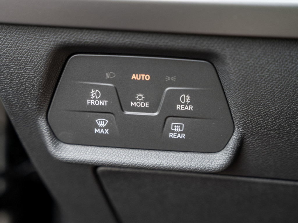 Bild 25 - LEON VZ 2.0 TSI DSG DCC Kam. Navi Virtual ACC LM