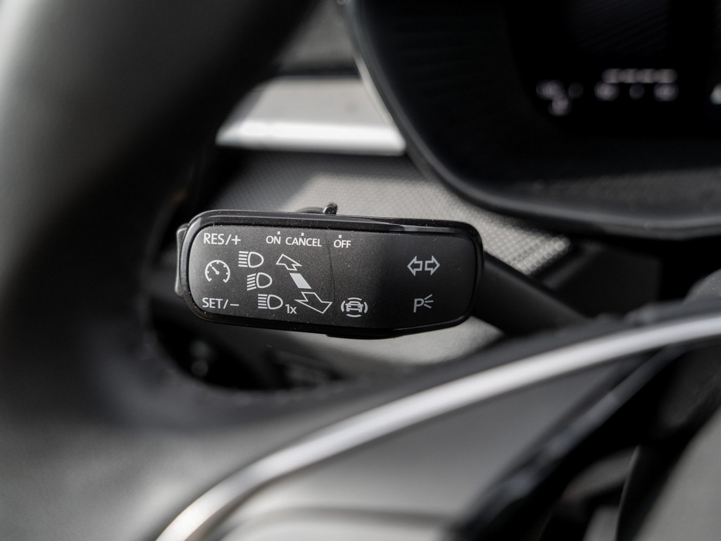 Bild 21 - FABIA SELECTION 1.0 MPI LED PDC SHZ SpurH