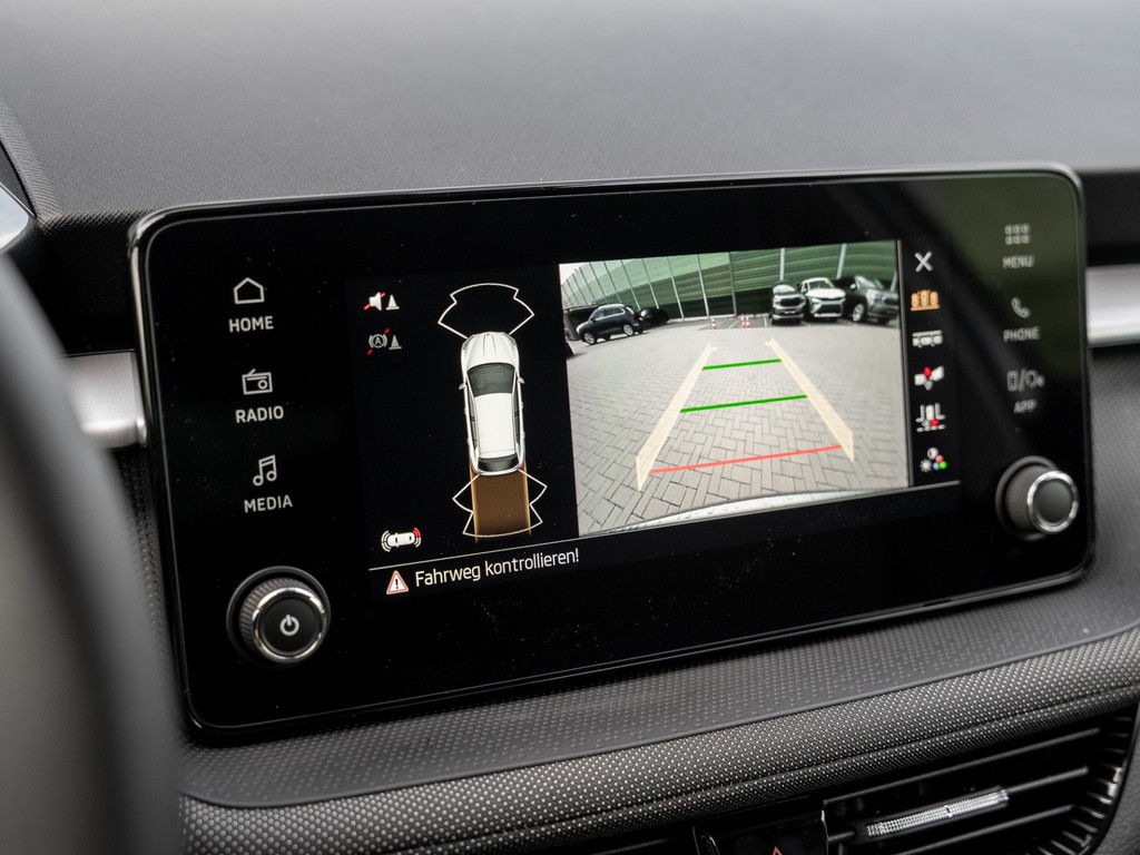 Bild 15 - Fabia Selection 1.0 TSI Kam. Navi KeyLess KlimaA