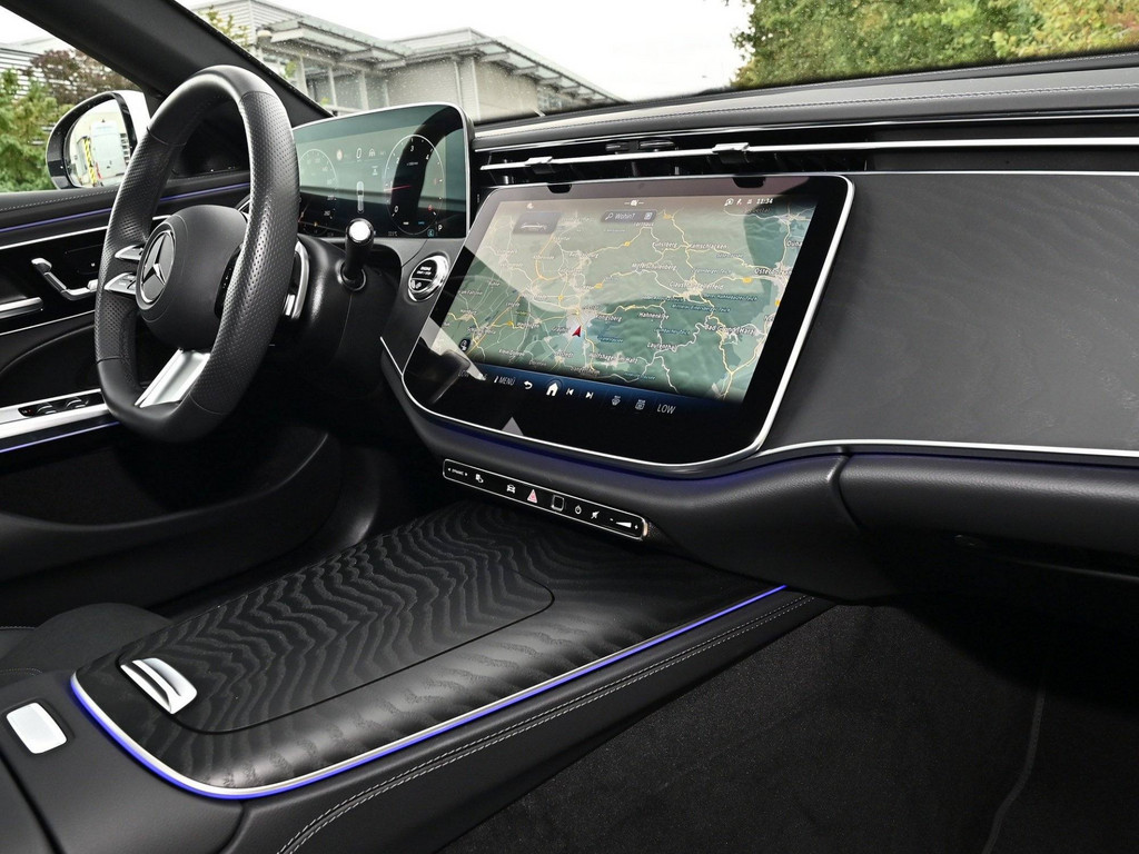 Bild 10 - E 220 d T AMG Sport Edition