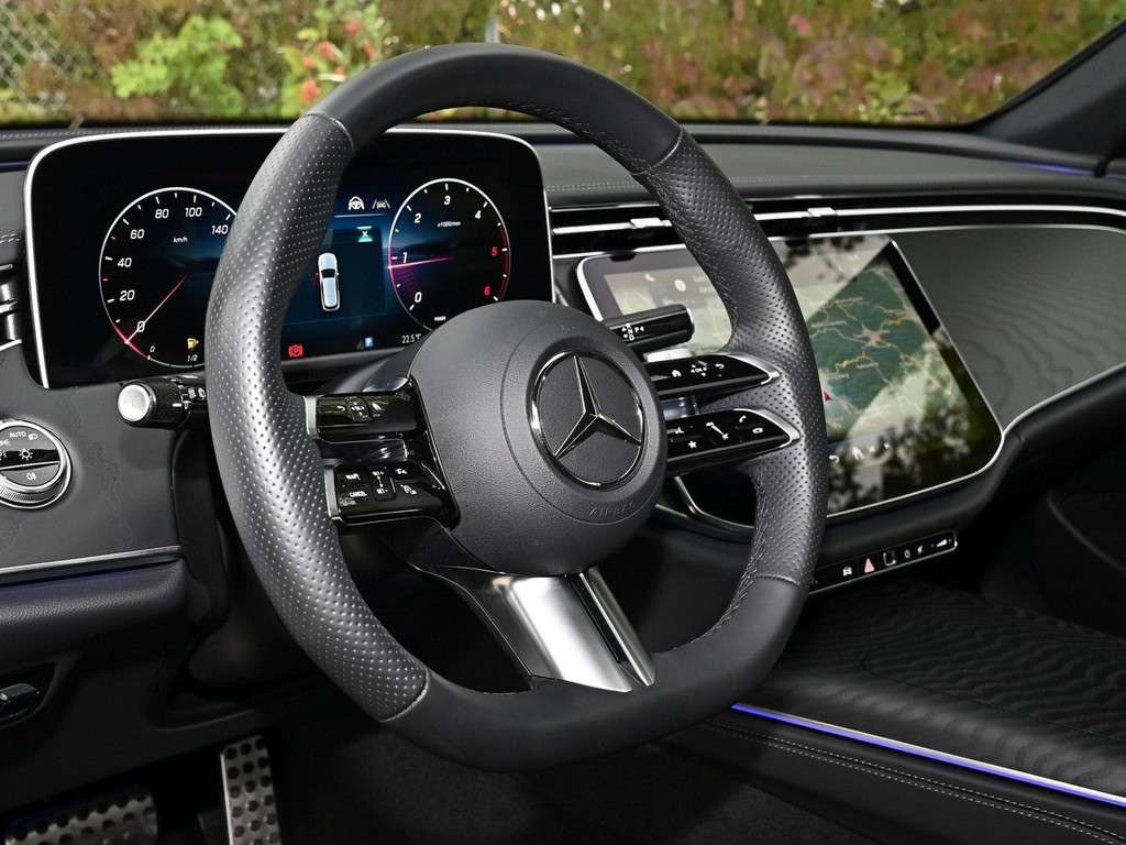 Bild 28 - E 220 d T AMG Sport Edition