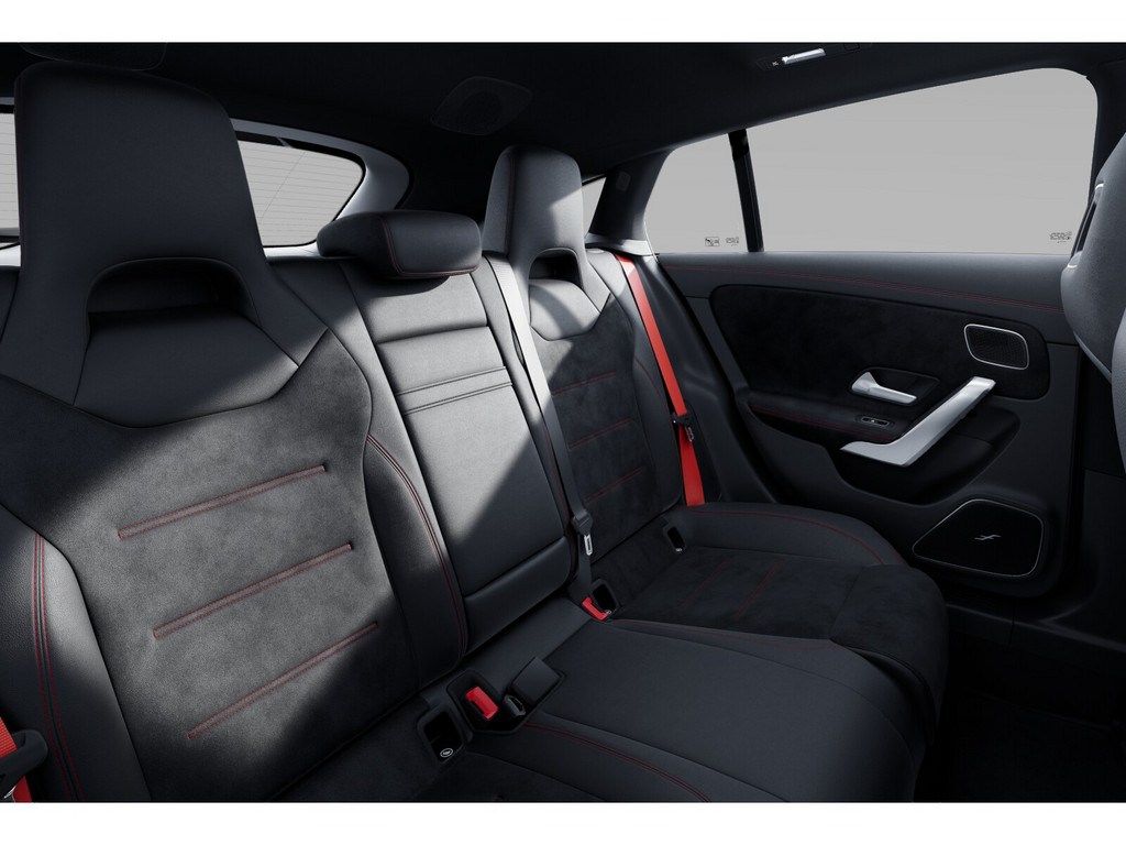 Bild 10 - CLA 45 AMG SB S 4M +  Premium Magno