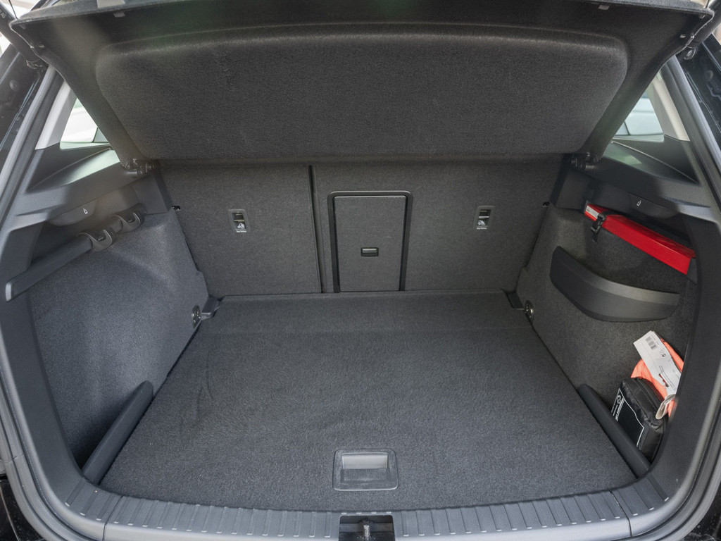 Bild 29 - Karoq Style Kam. Navi Standh. Virtual 360 ACC