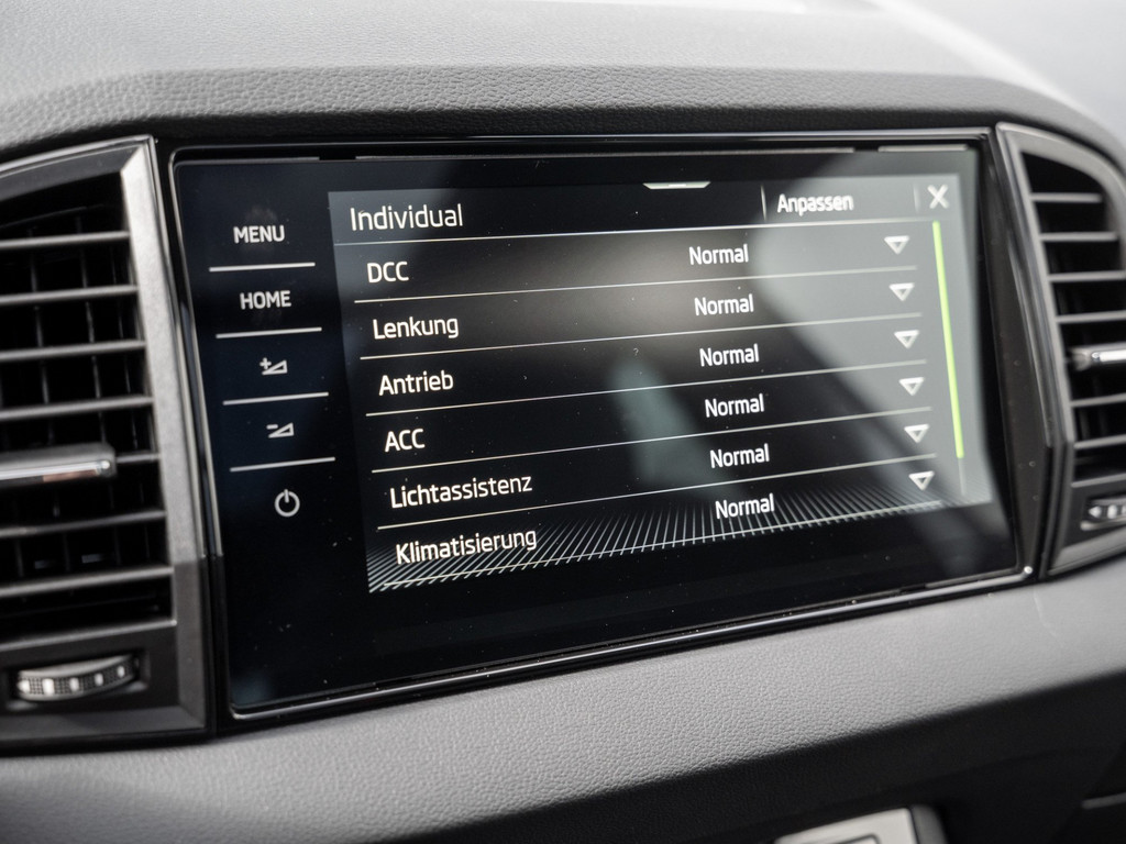 Bild 19 - Karoq Sportline 2.0 TSI DSG 4x4 Leder AHK Pano