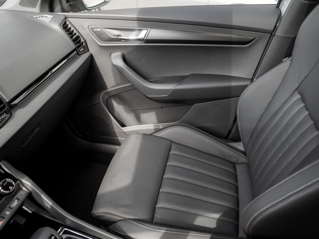 Bild 24 - Karoq Sportline 2.0 TSI DSG 4x4 Leder AHK Pano